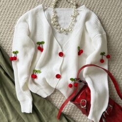 Kirazlı Triko Hırka - Ekru